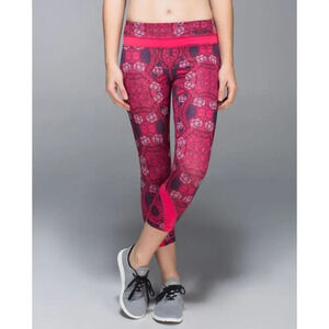 Lululemon Run: Inspire Crop II Leggings Luxtreme Pink Floral Sz 6 Active Workout
